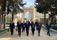 TBMM-in nümayəndə heyəti Fəxri xiyabanı, Şəhidlər xiyabanını və “Türk şəhidliyi” abidəsini ziyarət edib
