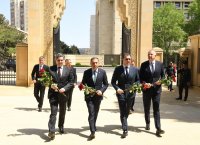 Gürcüstan parlamentinin nümayəndə heyəti Ulu Öndərin məzarını və Şəhidlər xiyabanını ziyarət edib