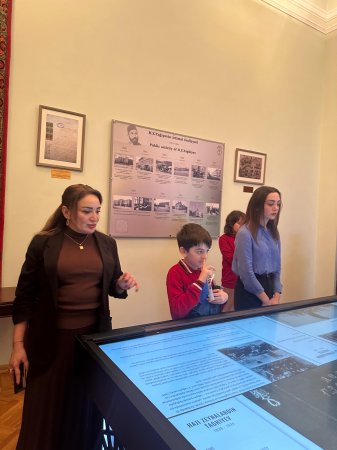 Milli Azərbaycan Tarixi Muzeyində Ümummilli lider Heydər Əliyevin anım günü ilə əlaqədar “Sən elə bir zirvəsən ki,…” adlı tədbir keçirilib