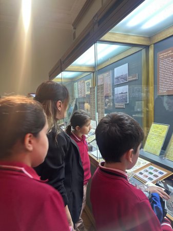 Milli Azərbaycan Tarixi Muzeyində Ümummilli lider Heydər Əliyevin anım günü ilə əlaqədar “Sən elə bir zirvəsən ki,…” adlı tədbir keçirilib