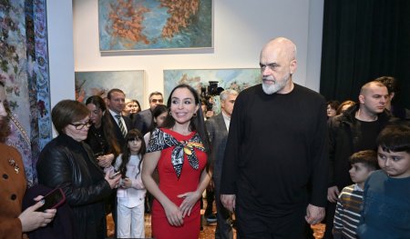 Tiranada MAMA “Ana təbiət” beynəlxalq incəsənət sərgisi açılıb