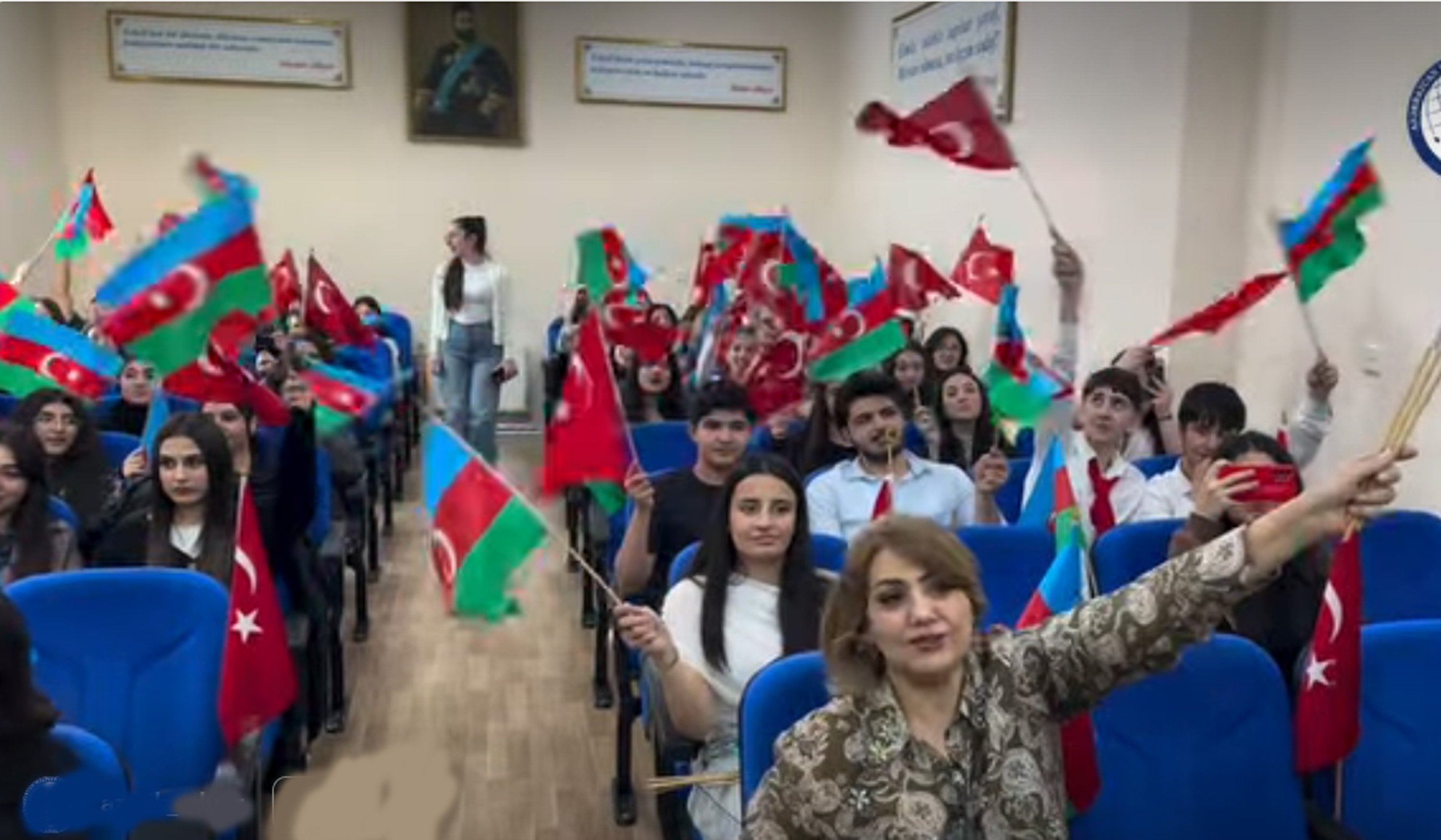 Azərbaycan Maliyyə-İqtisad Kollecində Birinci Türkoloji Qurultayın 100 illik yubileyinə həsr olunmuş möhtəşəm tədbir keçirildi