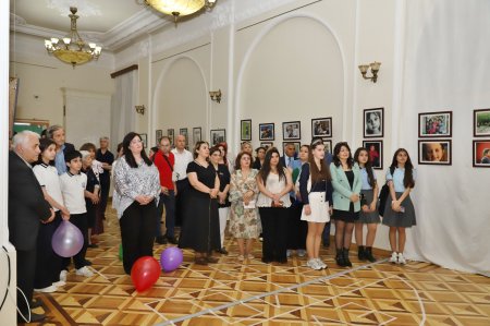 Milli Azərbaycan Tarixi Muzeyində 1 iyun Uşaqların Beynəlxalq Müdafiəsi gününə həsr olunmuş “Tarixin uşaq izləri” adlı sərgi keçirildi