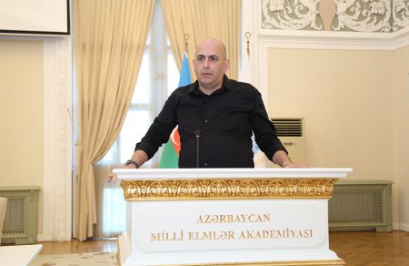 AMEA-da Milli Mətbuat Gününə həsr olunmuş tədbir keçirilib AMEA-da Milli Mətbuat Gününə həsr olunmuş tədbir keçirilib